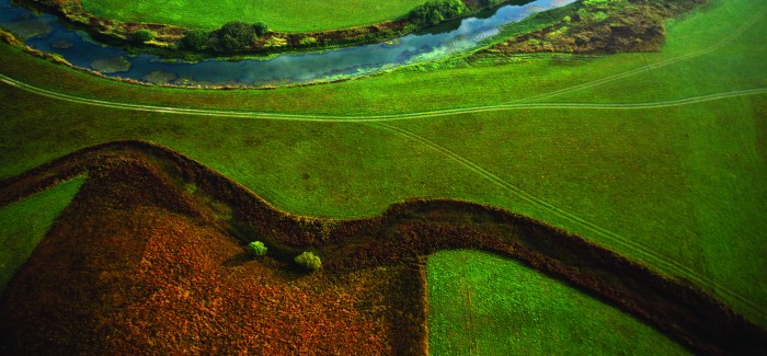 (Slovenski) Odprtje razstave fotografskih del Andreje Peklaj